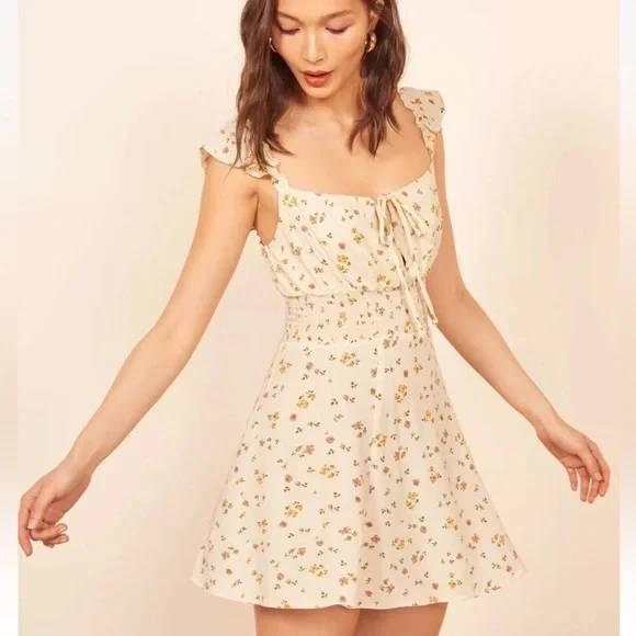 REFORMATION Emmaline Yellow Floral Print Smocked Mini Dress 0‎ - Picture 8 of 9